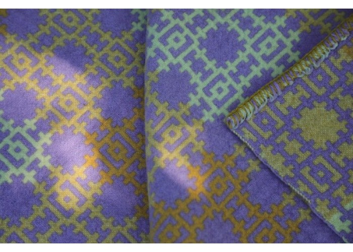 Lavender & Gold Welsh Tapestry blanket. Dolwerrd Mill TBV74